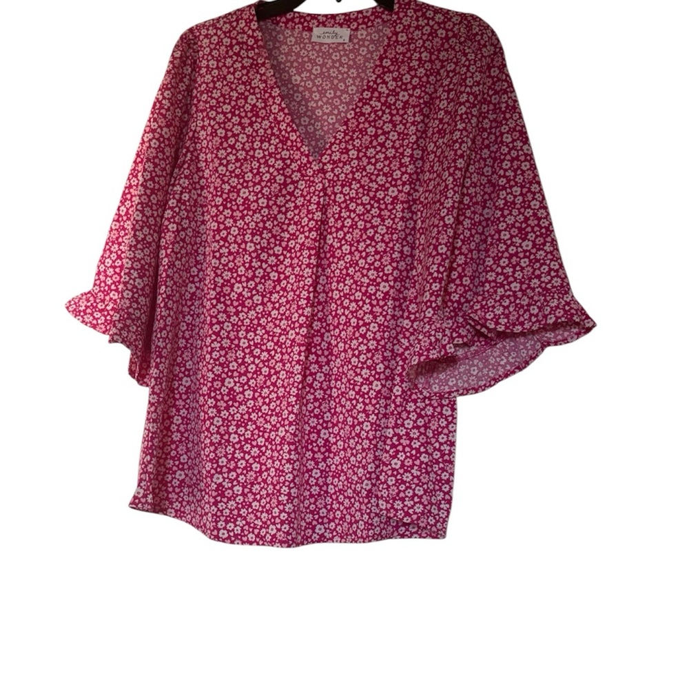 Emily Wonder•Pink Floral V-Neck Flutter Sleeve Blouse